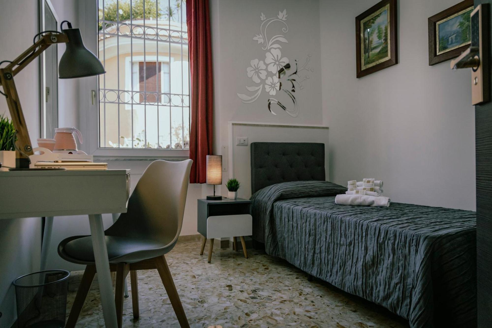Guesthouse Aurora A.E. Рим Экстерьер фото