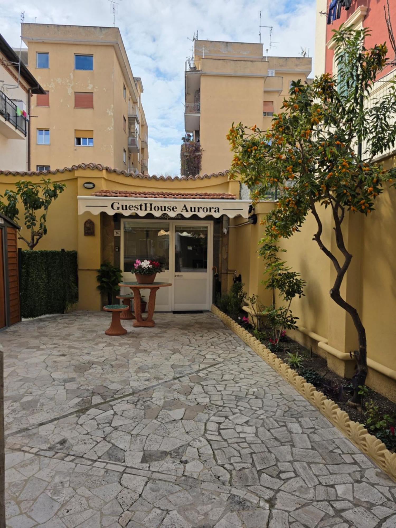 Guesthouse Aurora A.E. Рим Экстерьер фото