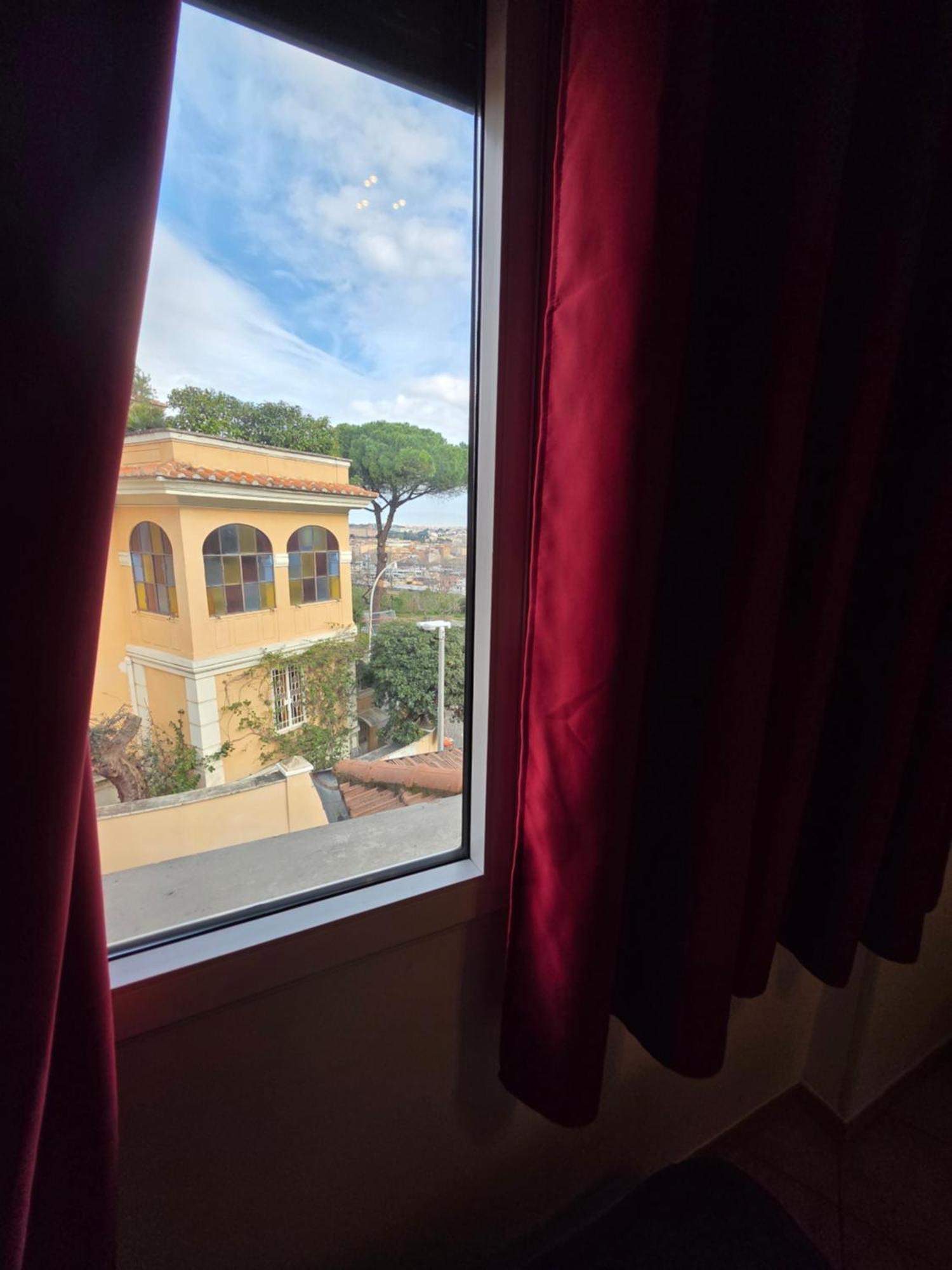 Guesthouse Aurora A.E. Рим Экстерьер фото