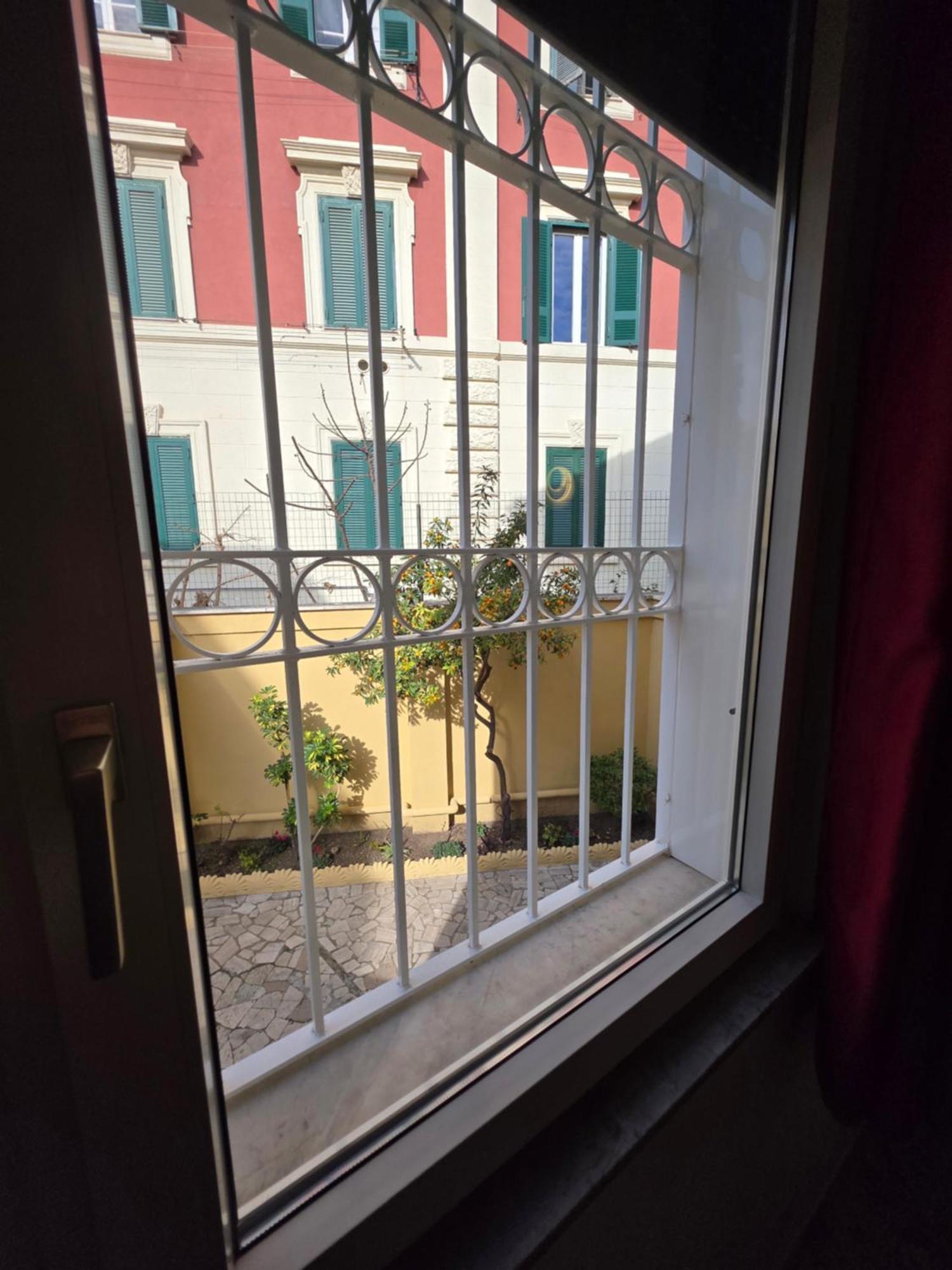 Guesthouse Aurora A.E. Рим Экстерьер фото