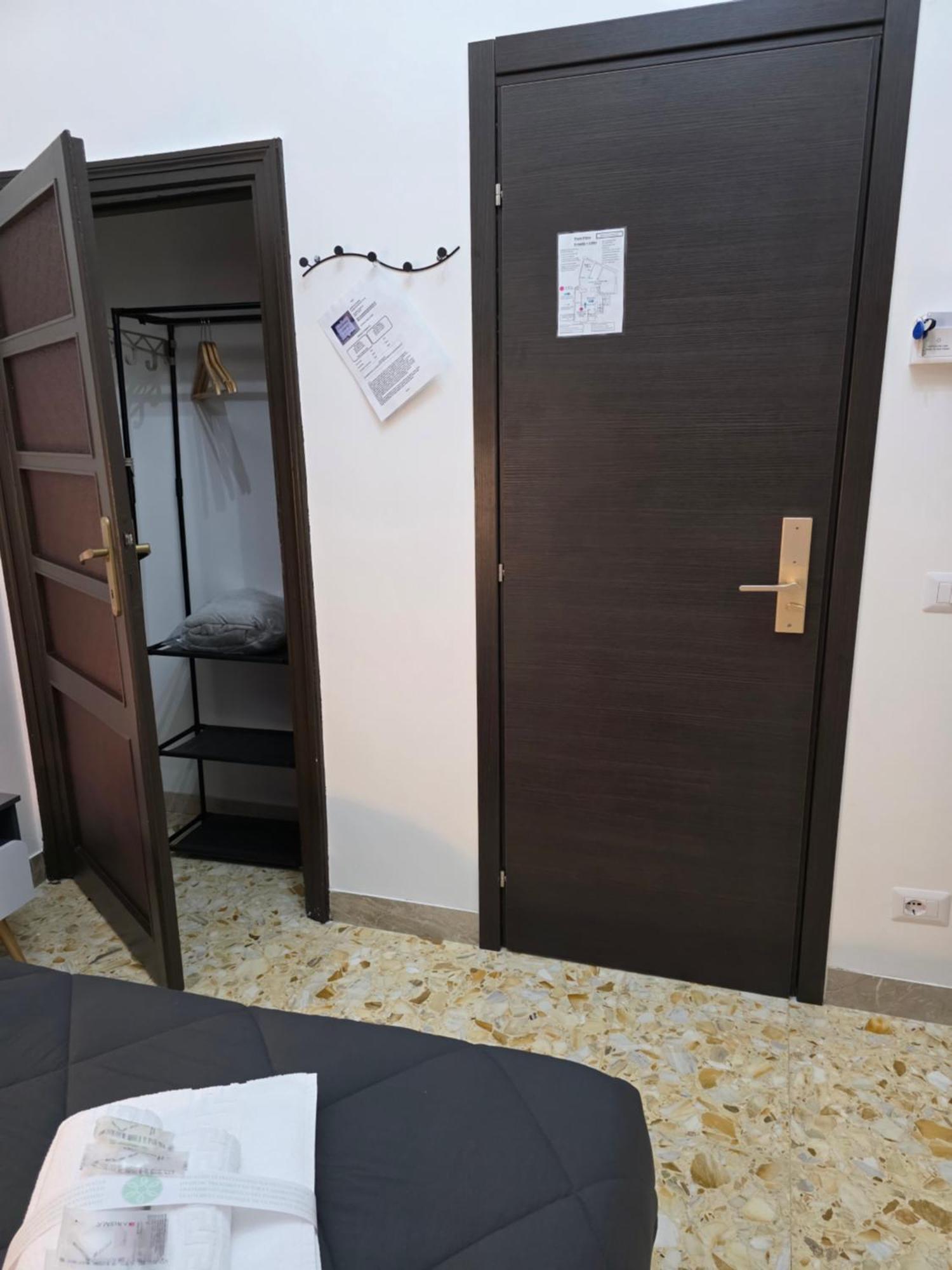 Guesthouse Aurora A.E. Рим Экстерьер фото